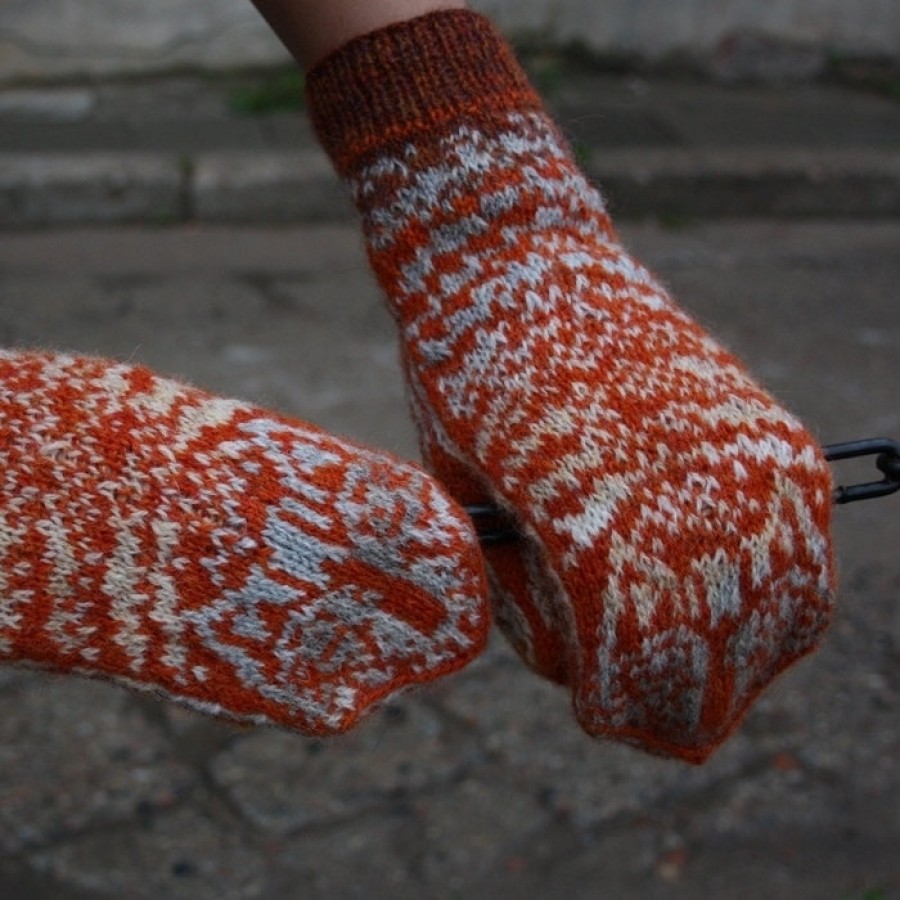Original, hand knitted, warm, woolen Mittens "Catscan"