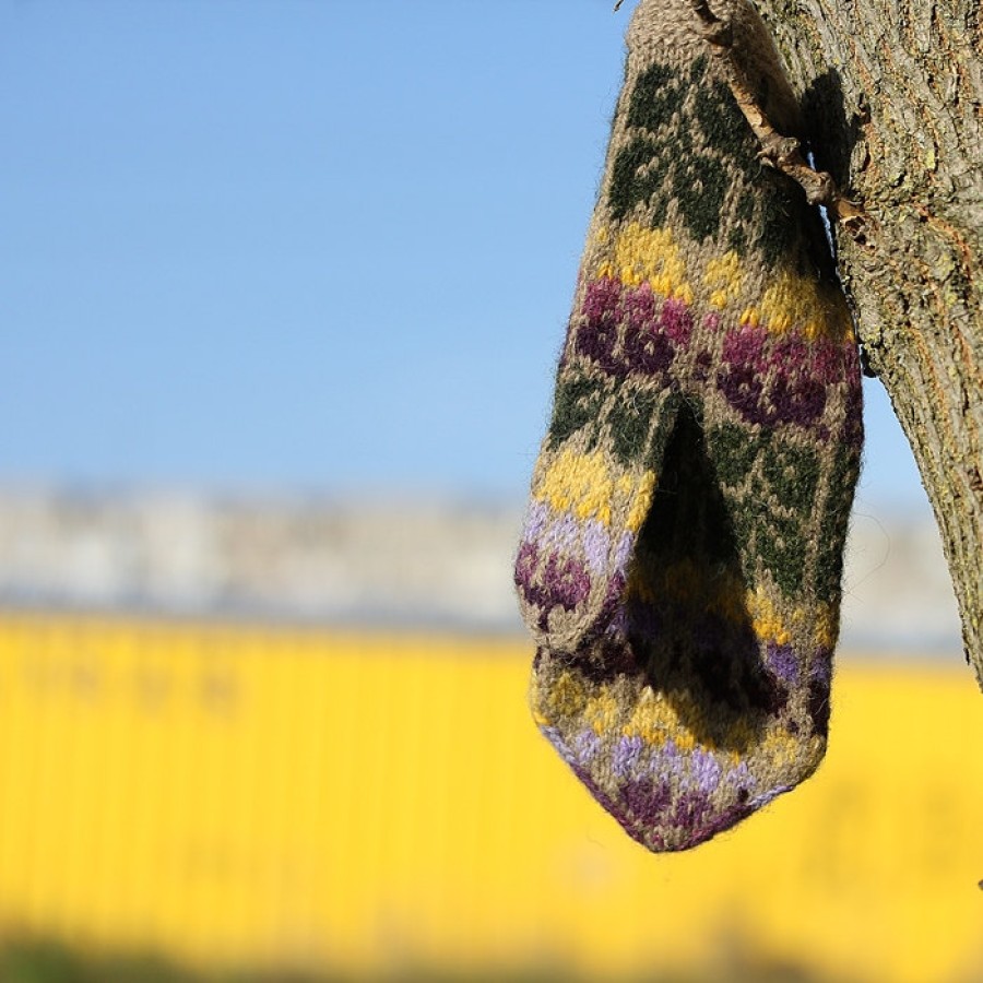 Original, hand knitted, warm, woolen Mittens "Pansies"