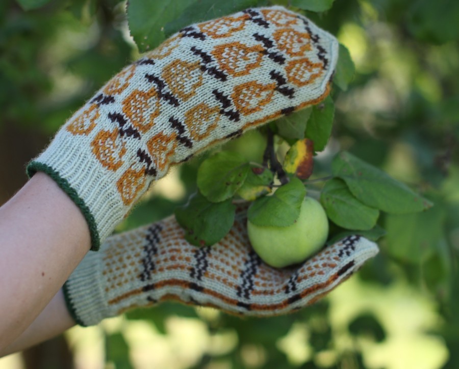 Original, hand knitted, warm, woolen Mittens "Pears"