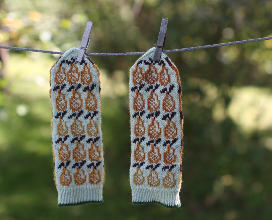 Original, hand knitted, warm, woolen Mittens "Pears"