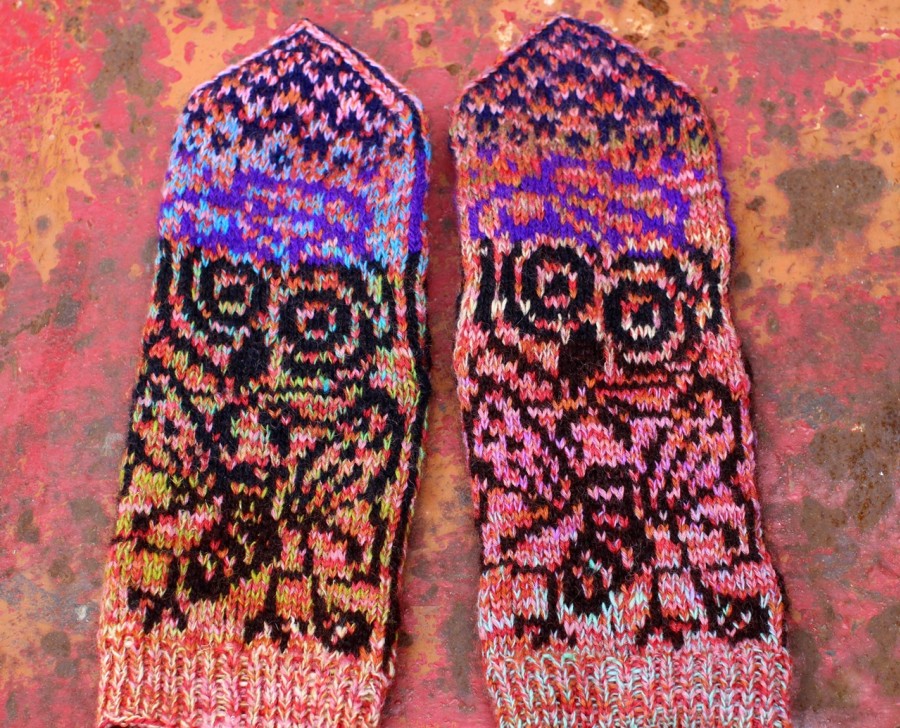 Original, hand knitted, warm, woolen Mittens "Knitting Owl" 