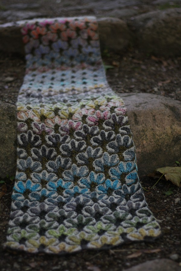 Woolen hand-knitted scarf 