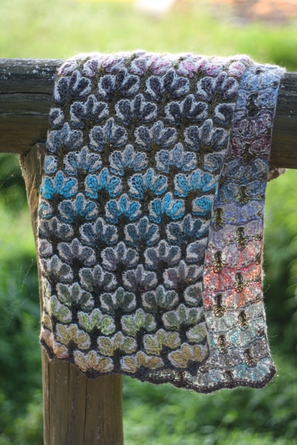Woolen hand-knitted scarf 
