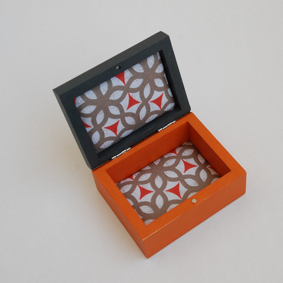 Small wooden box "Orange" (box-10)